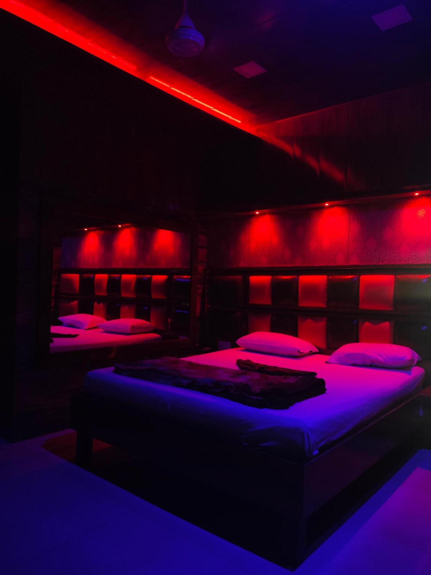 Spring Resort & Lodging 뭄바이 외부 사진